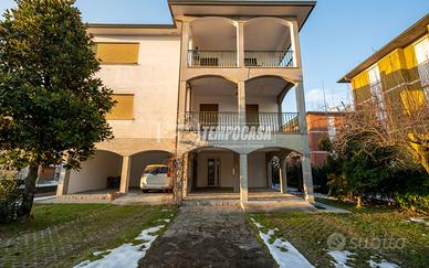 Quadrilocale con terrazzo e garage