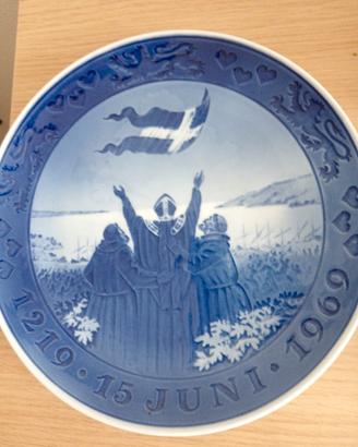 piatto commemorativo royal Copenhagen 