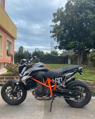 Ktm duke 690