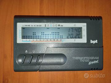 Termostato programmabile BPT TH/100.01 GR nero