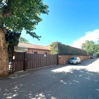 Magliana - capannone artigianale