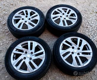 Cerchi e gomme nuove 16 originali peugeot