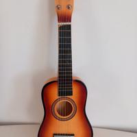 Ukulele in legno