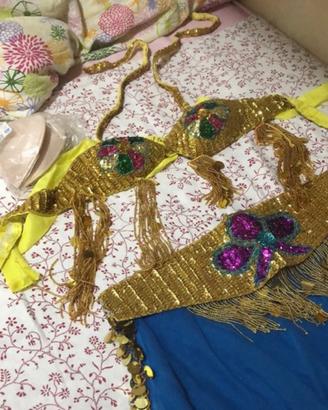 Vestito orientale, nuovo mai utilizzato