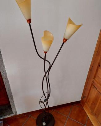 Lampada a piantana