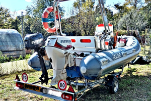 Gommone 4,5 m + 2 motori + carrello a norma