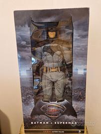 NECA Batman 1/4 (48 cm) Batman v Superman - NUOVO