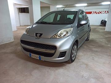 Peugeot 107 1.0 68CV 5p. Plaisir