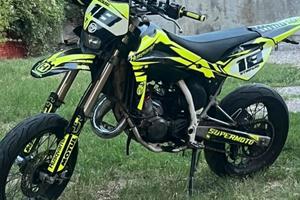 Husqvarna sm 125 2011