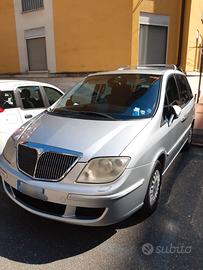 Lancia Phedra 2.2 jtd