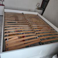 letto matrimoniale IKEA 