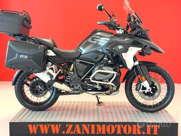 Bmw R 1250 GS TRIPLE BLACK SUPERACCESSORIATA
