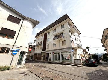 3 LOCALI A VALDAGNO