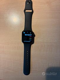 Apple whatc 2^ gen