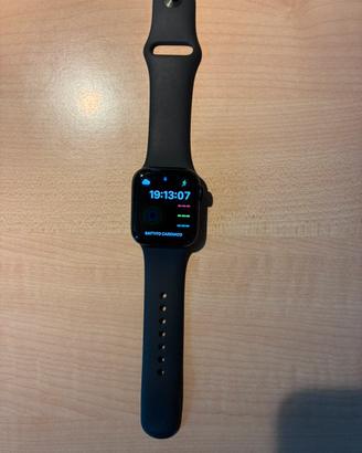Apple whatc 2^ gen
