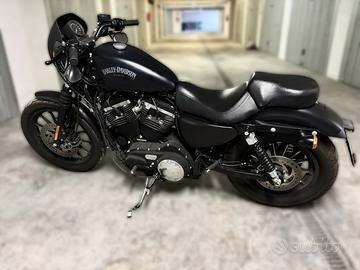 Harley-Davidson Sportster Iron 883 (2014)