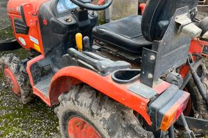 Trattore agricolo Kubota