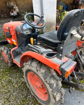 Trattore agricolo Kubota