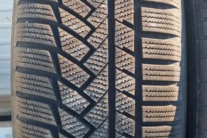 4 pneumatici 235 50 R 19 Continental invernali sem
