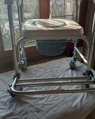 sedia comoda wc/doccia