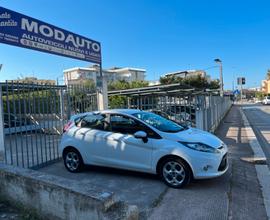 Ford Fiesta 1.4 16V 5p. Bz.- GPL Titanium Uni*