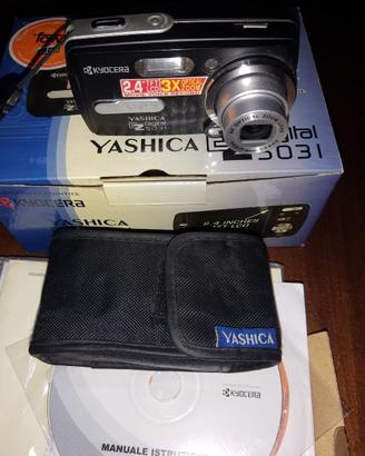 Macchina fotografica Yashica