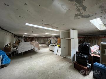 AUTORIMESSA A ARCOLA