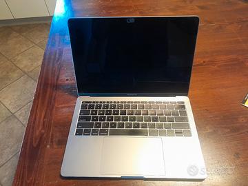 Macbook pro 13" Apple