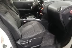 Nissan Qashqai 1.5 dCi Tekna-DIESEL-