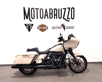 Harley-davidson Touring Road Glide ST 117