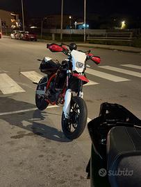 Swm SM 125 R