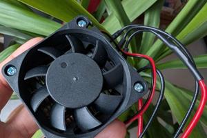 Riscaldatore auto PTC 12V/24V con ventola