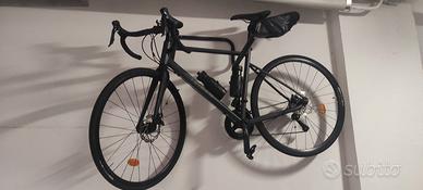 Bici da corsa TRIBAN RC 500 nera Taglia M