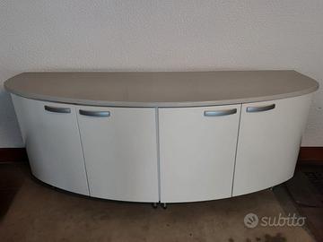 mobile stondato legno bianco con base in marmo 
