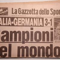 Gazzetta /corriere italia campione del mondo 1982