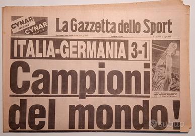 Gazzetta /corriere italia campione del mondo 1982