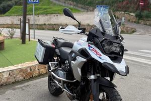 BMW R 1250 GS 2021 FULL OPTIONAL Akra,tris valigie
