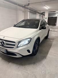 Mercedes Gla 200 , km 199