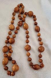 Collana in legno di ulivo