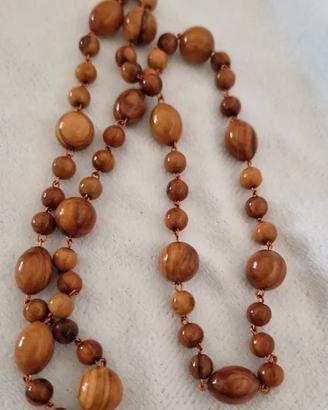 Collana in legno di ulivo