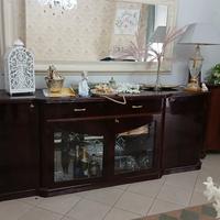 vetrina e piano basso in mogano 