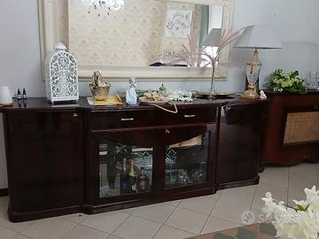 vetrina e piano basso in mogano 