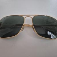 Occhiali da sole Ray-Ban Caravan RB3136