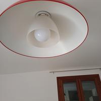 Lampadario rosso a sospensione