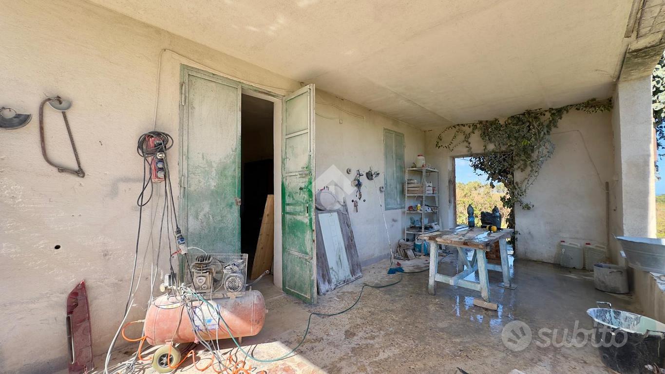 VILLA SINGOLA A PARTINICO - Vista 6