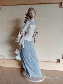 statua Lladro ragazza con i fiori 