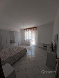 Camera a 200 metri dall'ospedale policlinico