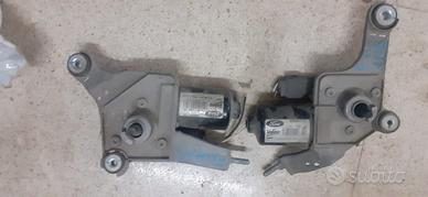 motorini tergicristalli ford kuga 2013