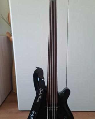 Basso elettrico Fretless 5 corde