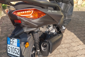 Yamaha xmax 300 super tagliandata